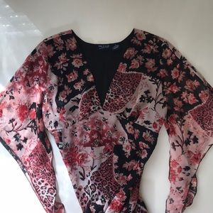 Flirty Floral Midi Dress 🌺